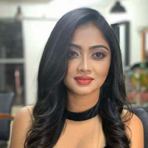 Actress Volga Kalpani